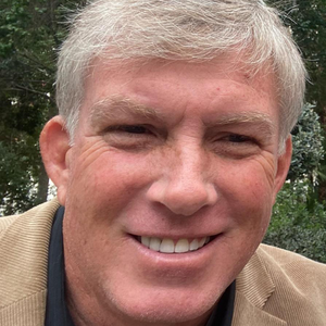Kevin Looney